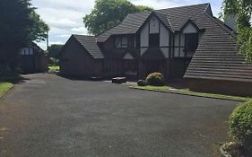 Tudor Lodge Guest Accommodation